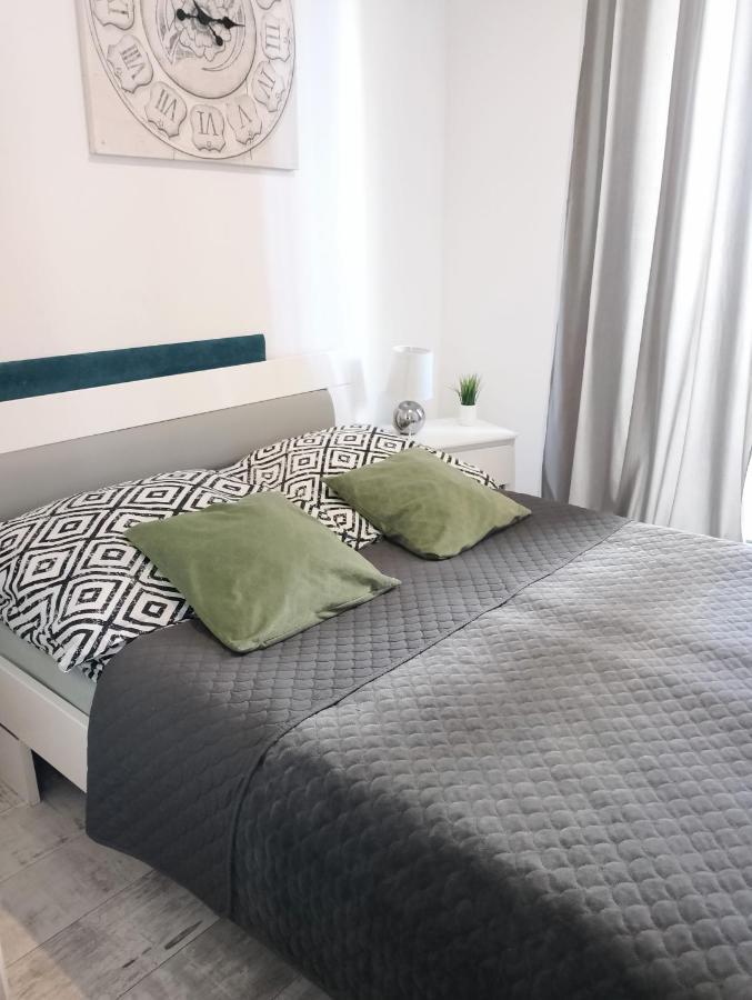 Apartament Lesny Lubiń Extérieur photo